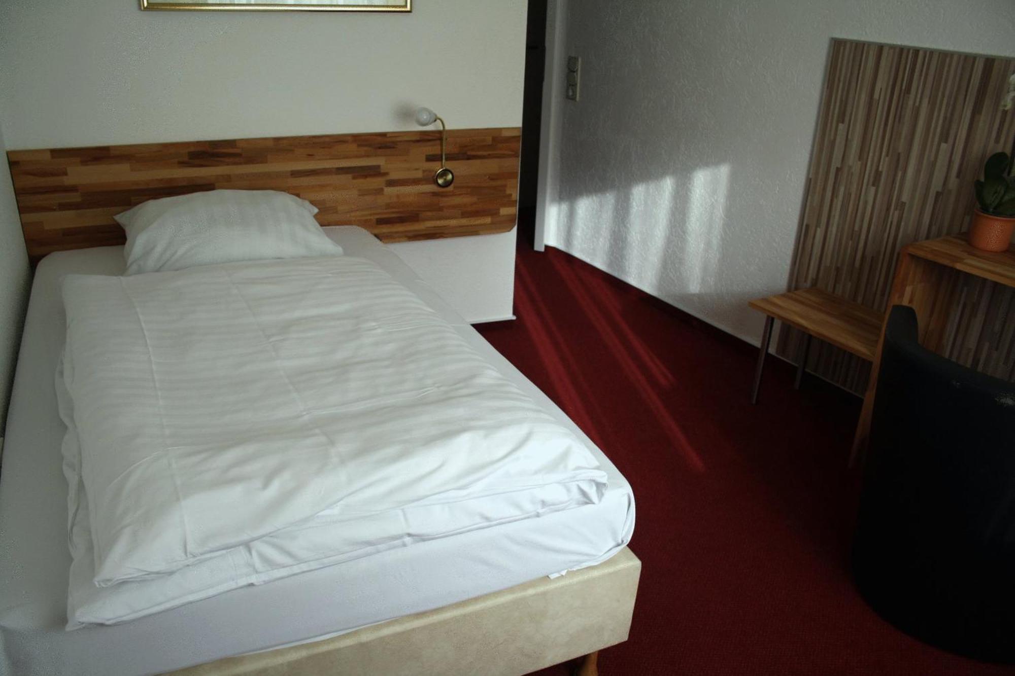 Hotel-Nachtwaechter Unna Ngoại thất bức ảnh