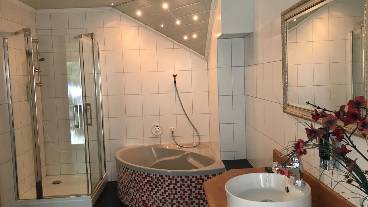Hotel-Nachtwaechter Unna Ngoại thất bức ảnh